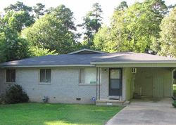 Pre-foreclosure in  CIRCLE LAKE RD Little Rock, AR 72206