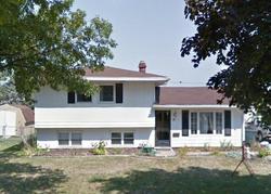 Pre-foreclosure in  PARKVIEW RD Galesburg, IL 61401