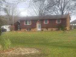 Pre-foreclosure Listing in MAPLE RD GREENVILLE, PA 16125