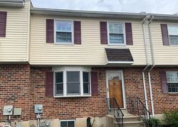 Pre-foreclosure in  COLONIAL CIR Aston, PA 19014