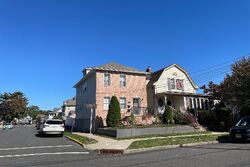 Pre-foreclosure in  2ND AVE Lyndhurst, NJ 07071