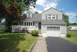 Pre-foreclosure Listing in CENTER PL MIDDLESEX, NJ 08846