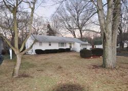  W Helen St, Hamden CT