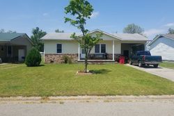 Pre-foreclosure Listing in SHELBY DR SIKESTON, MO 63801