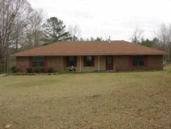 Pre-foreclosure Listing in COUNTRY CLUB DR HAMILTON, MS 39746