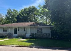 Pre-foreclosure in  N 9TH ST Niles, MI 49120