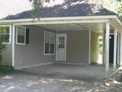 Pre-foreclosure in  COUNTRY DR Prairieville, LA 70769