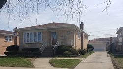 Pre-foreclosure in  MEMORIAL DR Calumet City, IL 60409