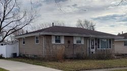 Pre-foreclosure in  NORTH DR Highland, IN 46322