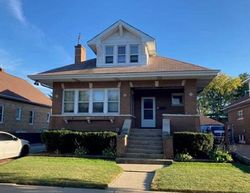 Pre-foreclosure in  GEORGE ST Skokie, IL 60077