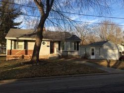 Pre-foreclosure in  WENHOLZ AVE Dundee, IL 60118