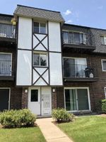 Pre-foreclosure Listing in BAY COLONY DR APT 3N DES PLAINES, IL 60016