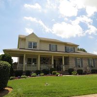 Pre-foreclosure in  STONELANDING PL Louisville, KY 40272