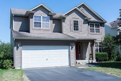 Pre-foreclosure in  PRAIRIE CROSSING DR Montgomery, IL 60538
