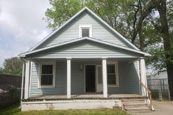 Pre-foreclosure in  NE WOODRUFF AVE Topeka, KS 66616