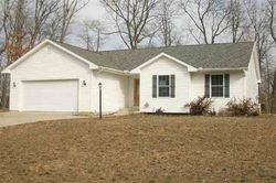 Pre-foreclosure in  WYND TREE BLVD Elkhart, IN 46516