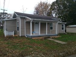 Pre-foreclosure in  S 13TH ST Elwood, IN 46036