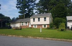 Pre-foreclosure in  BLUESTONE DR Riverdale, GA 30296