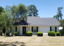 Pre-foreclosure in  E 11TH ST Adel, GA 31620