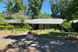 Pre-foreclosure in  OAKLEY PIRKLE RD Augusta, GA 30907