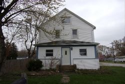 Pre-foreclosure in  WAYNE ST Barberton, OH 44203