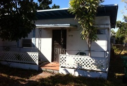 Pre-foreclosure in  NW 5TH AVE Miami, FL 33168