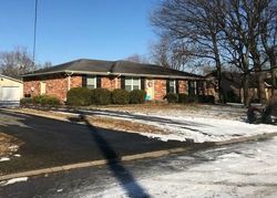 Pre-foreclosure in  RAINDROP LN Hendersonville, TN 37075