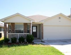 Pre-foreclosure in  MARE COUNTRY San Antonio, TX 78254