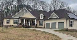 Pre-foreclosure in  BELTON FARM RD Belton, SC 29627