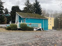 Pre-foreclosure in  25TH AVE S Seattle, WA 98198