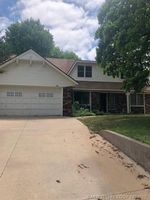Pre-foreclosure in  W 32ND PL Sand Springs, OK 74063