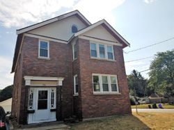 Pre-foreclosure in  15TH ST Rockford, IL 61104