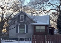 Pre-foreclosure in  18TH AVE Rockford, IL 61104