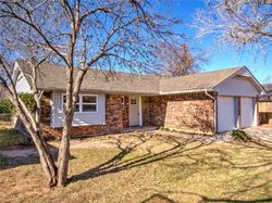 Pre-foreclosure in  S STATE ST Edmond, OK 73003