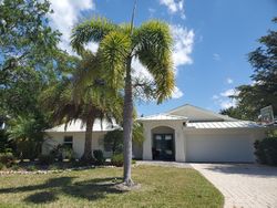 Pre-foreclosure in  PARTRIDGE CIR Sarasota, FL 34236