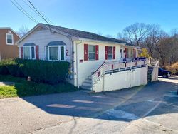 Pre-foreclosure in  ROSE AVE Braintree, MA 02184