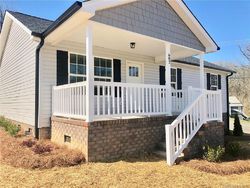 Pre-foreclosure in  NOLES DR Mount Holly, NC 28120