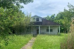 Pre-foreclosure in  COUNTY ROAD 2 Chesapeake, OH 45619