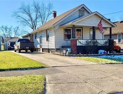 Pre-foreclosure in  POWERS AVE Girard, OH 44420