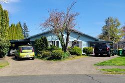 Pre-foreclosure Listing in MAYWOOD DR FOREST GROVE, OR 97116