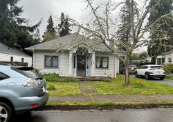 Pre-foreclosure in  QUINCY AVE Cottage Grove, OR 97424