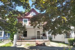 Pre-foreclosure in  PARK AVE N Erie, PA 16502