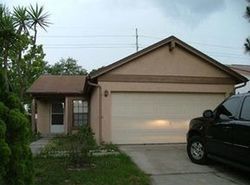 Pre-foreclosure in  LAKE DEXTER CIR Winter Haven, FL 33884