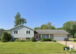 Pre-foreclosure in  BRIARBROOK DR East Peoria, IL 61611
