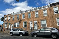 Pre-foreclosure in  GLENLOCH ST Philadelphia, PA 19124