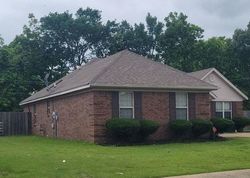 Pre-foreclosure in  WHITE OAK DR Marion, AR 72364