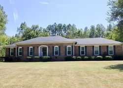 Pre-foreclosure in  FLATWOODS RD Calhoun Falls, SC 29628