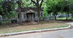 Pre-foreclosure in  E 4TH ST Fort Worth, TX 76111