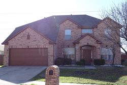 Pre-foreclosure in  COURTSIDE DR Arlington, TX 76002