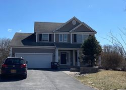 Pre-foreclosure in  VALLEYWOOD DR Schenectady, NY 12302